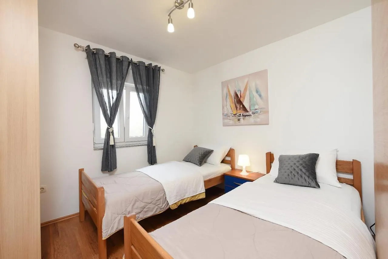 Holiday home Villa Zaton