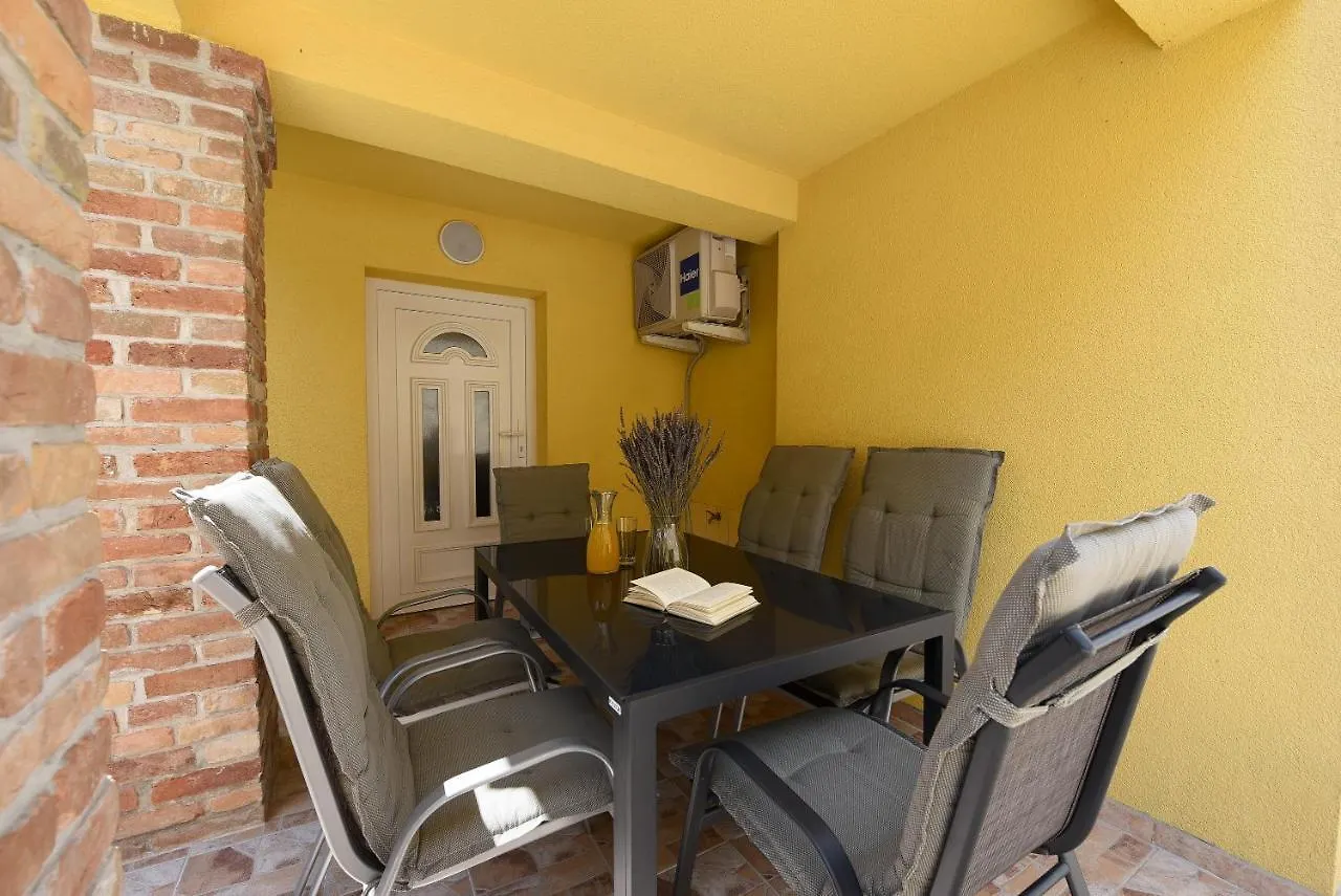 Villa Zaton 0*, Zaton (Zadar)